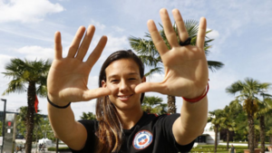Capitana de Chile cree que tienen "armas suficientes" para vencer a Paraguay
