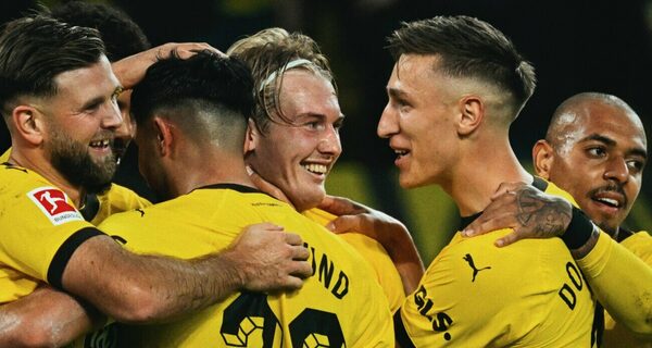 Versus / El Dortmund se coloca líder provisional tras victoria contra Werder Bremen