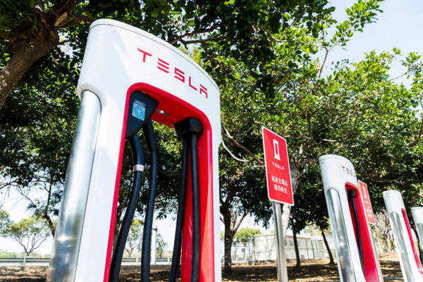 Toyota adoptar谩 los est谩ndares de carga de autos el茅ctricos de Tesla para sus modelos en Norteam茅rica - Revista PLUS