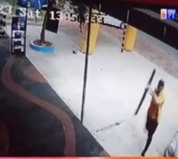 Presunto asesino de hermana de comisario retirado es captado en video - Paraguay.com
