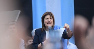 Bullrich defiende eliminar la salud gratuita para extranjeros y genera alarma en Paraguay