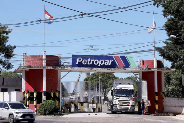 Petropar rescinde contrato de compra de gasoil con APSA