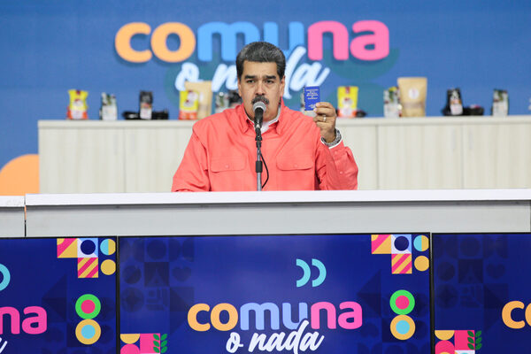 Nicolás Maduro destinará ingresos extraordinarios de Venezuela a organizaciones comunales - MarketData