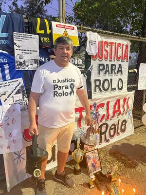 Familia sigue clamando justicia por la muerte de “Rolo” en el complejo Arrayanes - Portal Digital Cáritas Universidad Católica