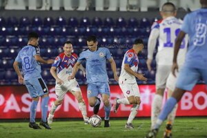 Versus / Cerro Porteño busca volver al triunfo ante un necesitado Resistencia