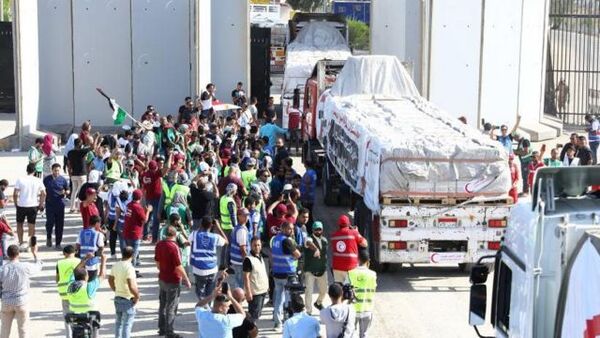 Ayuda humanitaria ingresa a Franja de Gaza mediante paso fronterizo con Egipto - ADN Digital