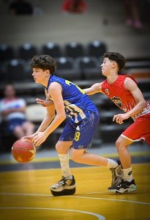Jesús Pont: Pasión y superación en el baloncesto paraguayo - Megacadena