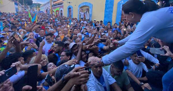 La Nación / Oposición venezolana celebra primarias con presión estadounidense