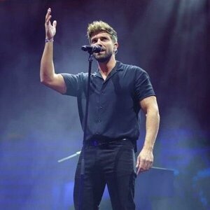 Pablo Alborán estaría de novio con Miguel Bosé ¡Esto se sabe!