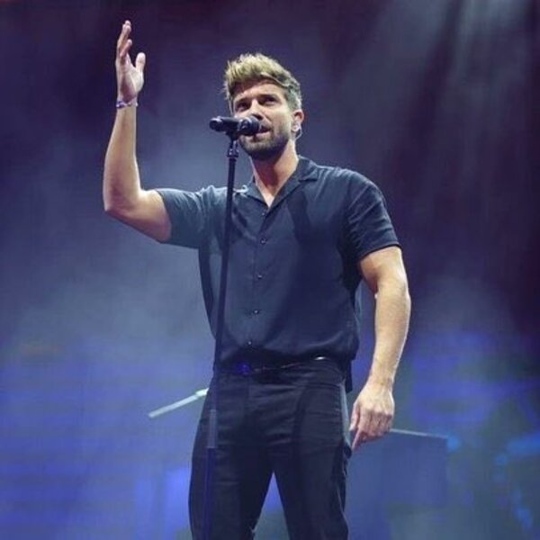 Pablo Alborán estaría de novio con Miguel Bosé ¡Esto se sabe!