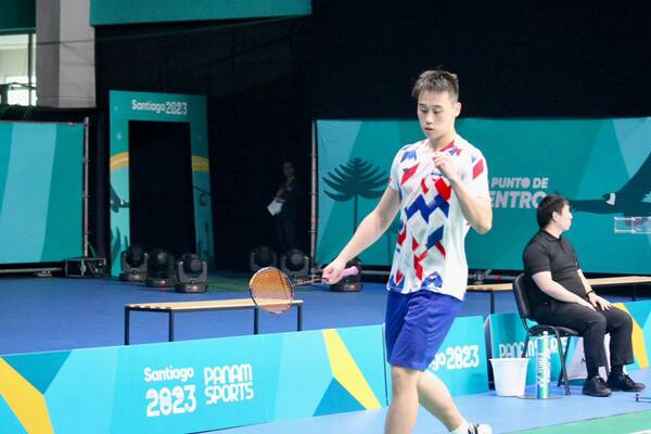 Atletas paraguayos destacan en badminton, voley y remo - La Tribuna