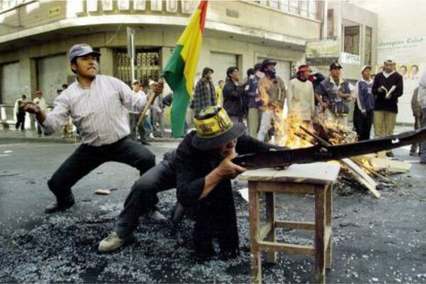 A dos décadas de octubre 2003, desmontemos las mentiras oficiales - Informatepy.com