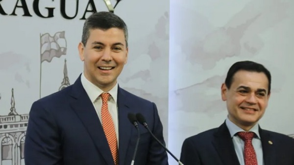 Santiago Peña viaja en misión oficial a Washington DC
