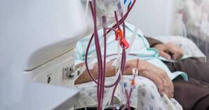 La Nación / Pacientes podrían quedarse sin hemodiálisis por deuda