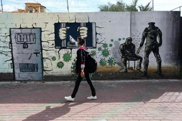 El número de presos palestinos se duplica hasta los 10.000 desde el comienzo de la guerra