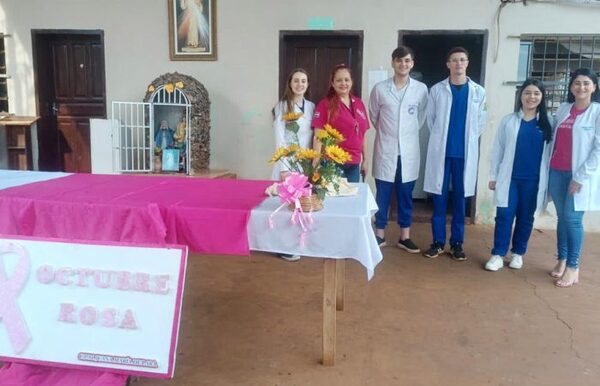 Charlas y atenciones médicas en Centro Penitenciario de Mujeres de CDE