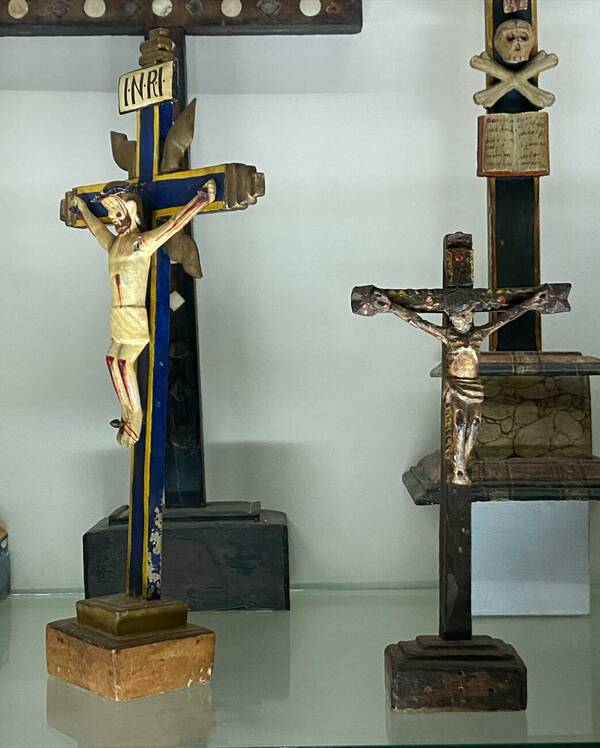 Un Cristo crucificado que se “mueve solo” llama la atención: ¿por qué pasa eso?