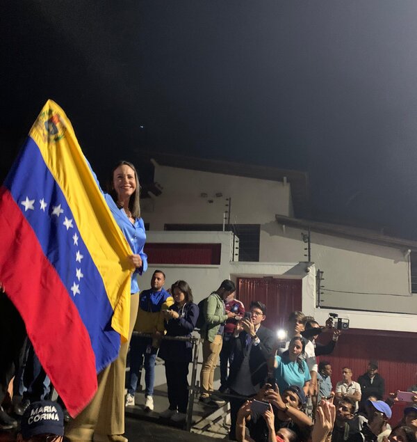 Opositora venezolana arrasa en primarias y promete “desalojar a Maduro y su régimen” | 1000 Noticias