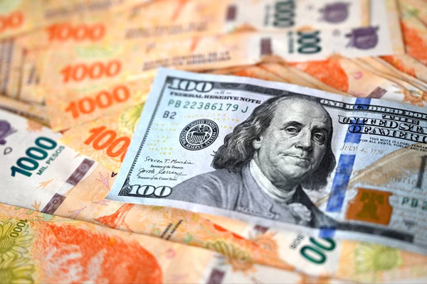 Gane quien gane, Argentina debe controlar su emisión monetaria