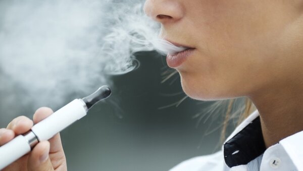 Preocupación por el consumo de vapeadores entre escolares en Encarnación