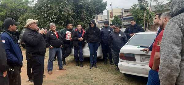 AGENTES PENITENCIARIOS VAN A HUELGA DE HAMBRE AL NO LLEGAR A ACUERDO CON LAS AUTORIDADES - La Voz del Norte