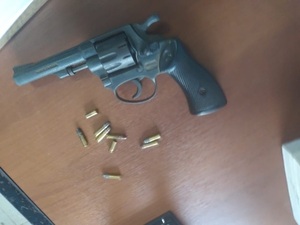Joven disparó a su suegra, luego se quitó la vida