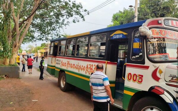 Mujer fallece arrollada por un bus interno en Luque