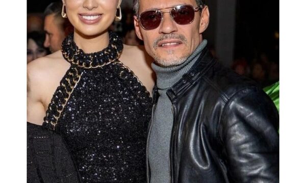 (VIDEO)Nadia Ferreira deslumbró en pasarela y Marc Anthony estuvo baboso en primera fila