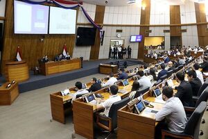 Diputados escuchan reclamos de jóvenes desvinculados de Itaipu - El Trueno