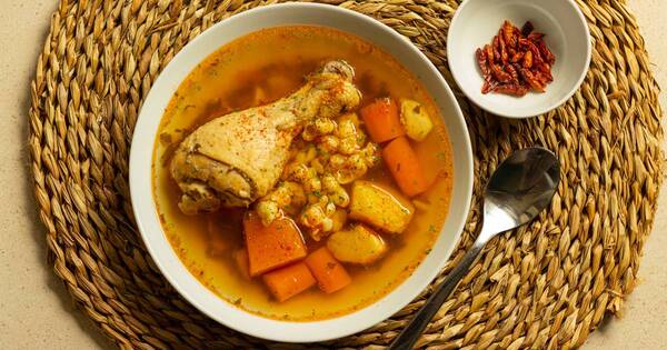 La Nación / Por qué consumir sopa de pollo para aliviar el resfriado, según la ciencia