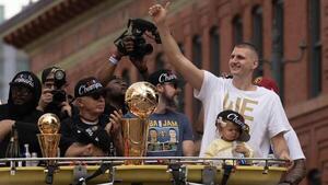 La NBA regresa con un desfile de estrellas