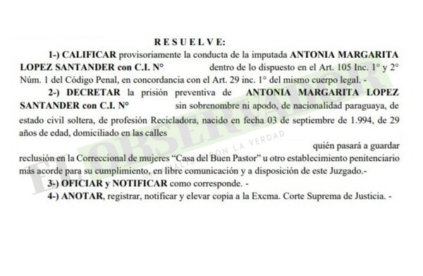 Remiten a prisión a mujer sospechosa de asesinar a su pareja de varias puñaladas