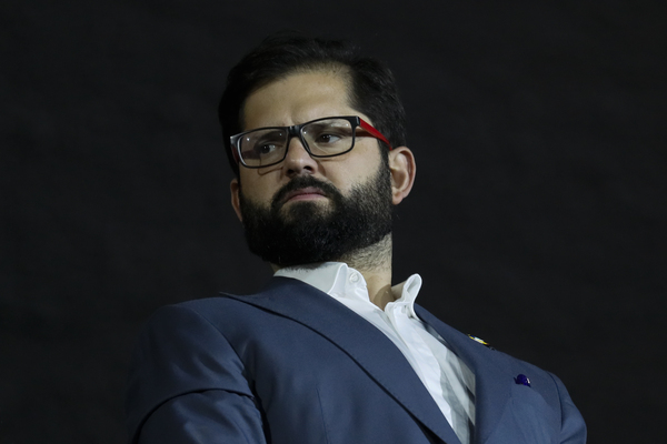 Boric encabeza firma de una acuerdo que busca ampliar la capacidad portuaria de Valparaíso - MarketData