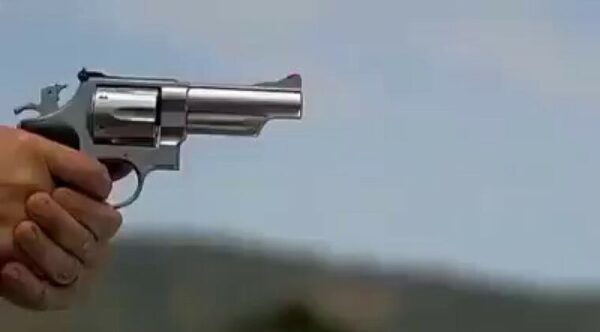 Disparó un balazo en el rostro a su suegra, después se autoeliminó - Noticiero Paraguay