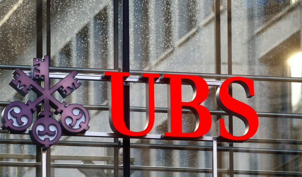 UBS y Credit Suisse fusionan juntas directivas en Suiza - Revista PLUS