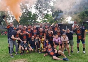 Ja’umina Fútbol Club campeón de torneo Sub 35 - Polideportivo - ABC Color