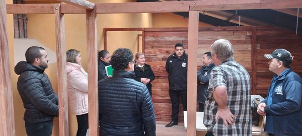 Fe y Alegría construye aulas en el penal de Emboscada - trece