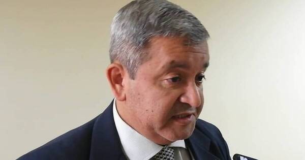 La Nación / Ratifican prisión de secretario de Cucho Cabaña