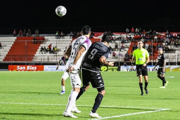 General Caballero JLM vs. Libertad: General frena al líder - Fútbol - ABC Color
