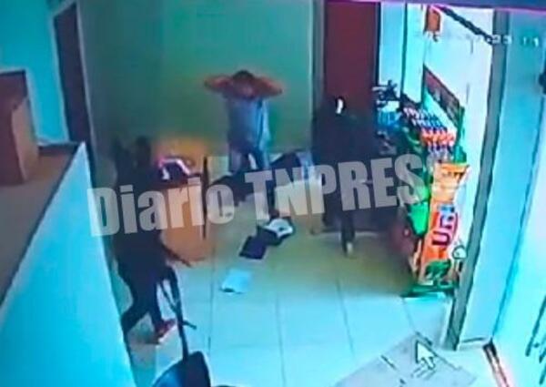 Maleantes asaltan estación de servicio y se apoderan de G. 65 millones – Diario TNPRESS