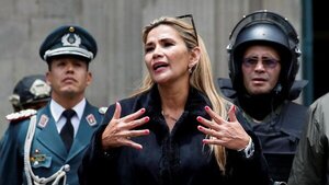 Justicia boliviana pide 30 años de prisión para expresidente Áñez por “genocidio”