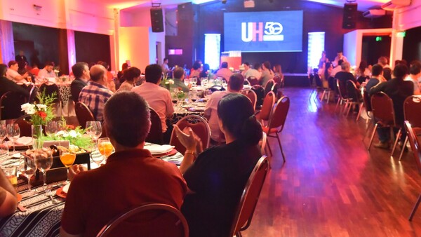 Ameno y alegre festejo por el 50 aniversario de Última Hora