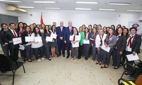 Fiscal General participó de cierre de jornada de capacitación a funcionarios en CDE
