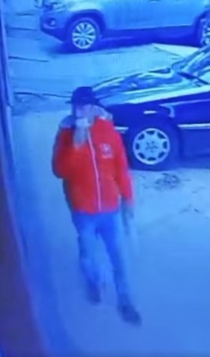 En cuestión de segundos delincuente roba un auto en San Lorezo