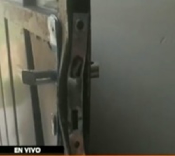 Vaciaron una vivienda en Curuguaty - Paraguay.com