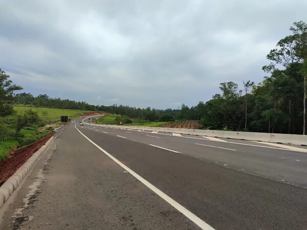 Caacupé: a pocos días de la festividad mariana la nueva ruta no cuenta con iluminación - Nacionales - ABC Color