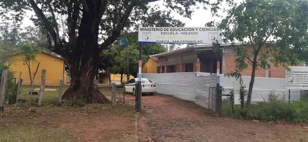 Levantan toma de un local escolar en Santaní, mientras en otro continúa la medida de fuerza - Nacionales - ABC Color