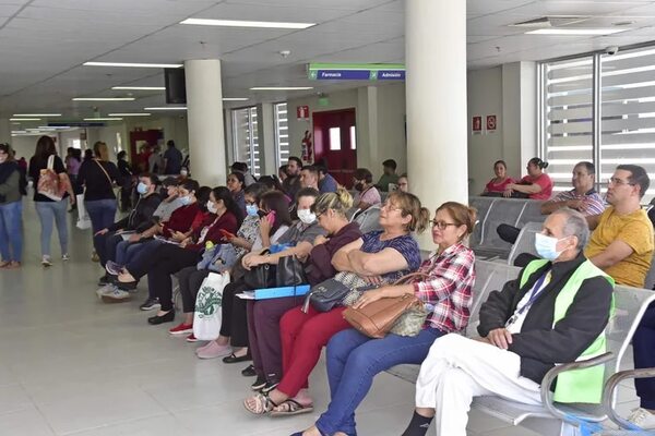 IPS: pacientes critican a reumatóloga que atiende solo tres pacientes al día - Nacionales - ABC Color