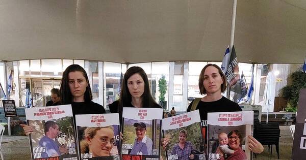 La Nación / Piden liberación de familia argentina-israelí secuestrada por Hamás desde el 7 de octubre