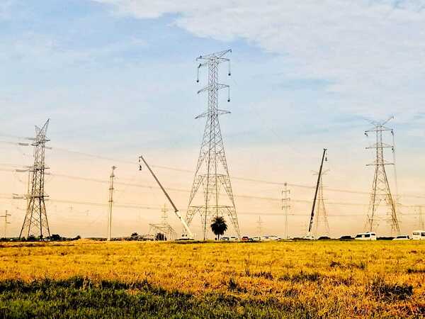 Corte de energía eléctrica fue debido a inconvenientes en línea de 500 KV